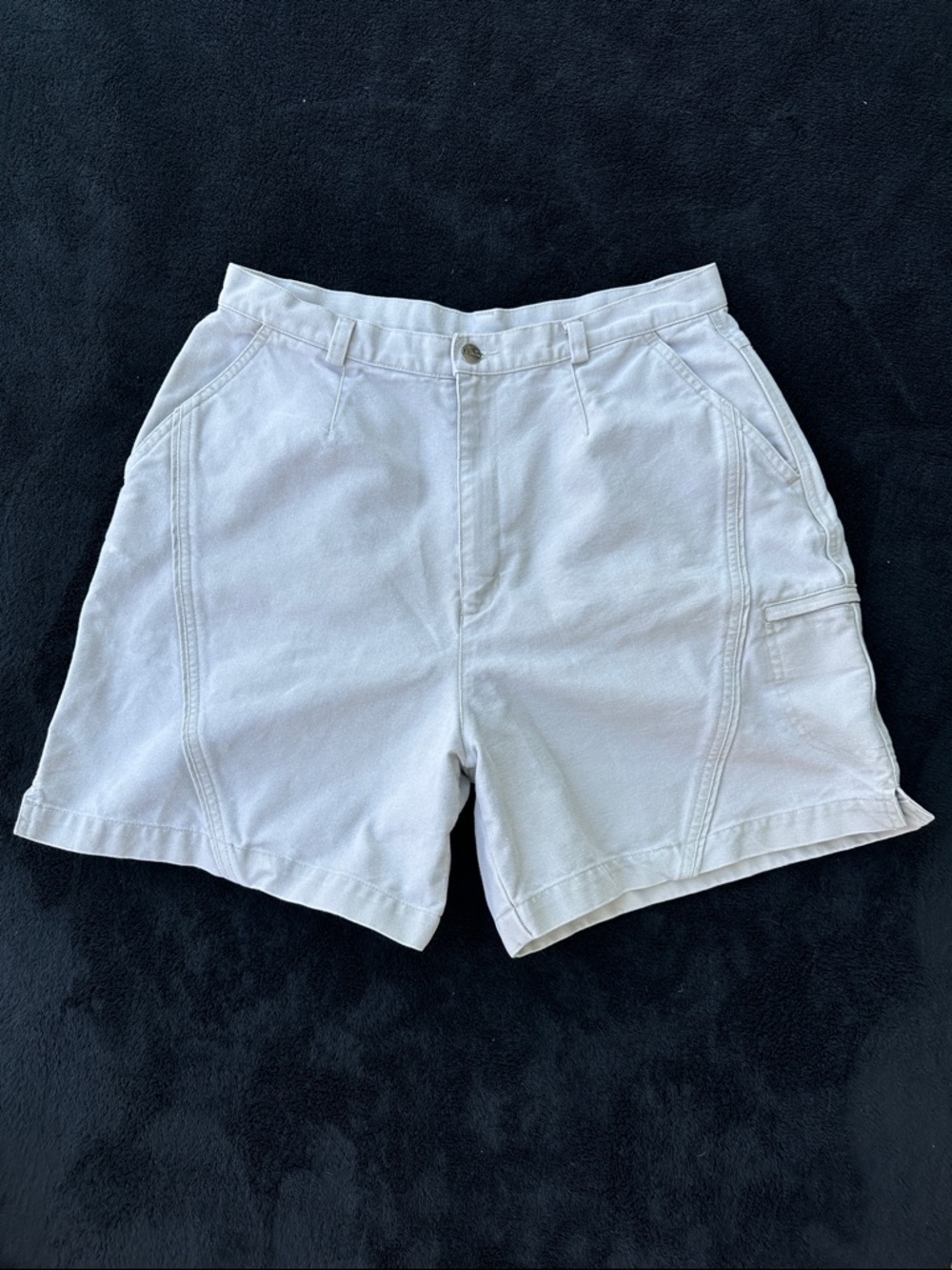 L.L.Bean White Cotton Chino Shorts Women’s Size 14